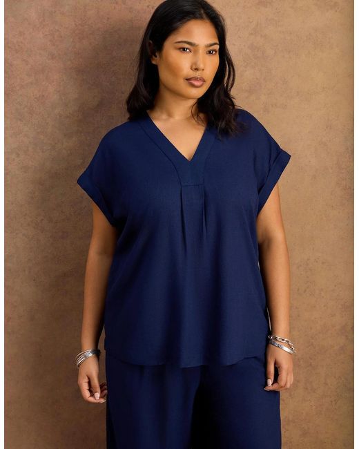 Live Unlimited London Blue Petite Linen Blend V-Neck Top