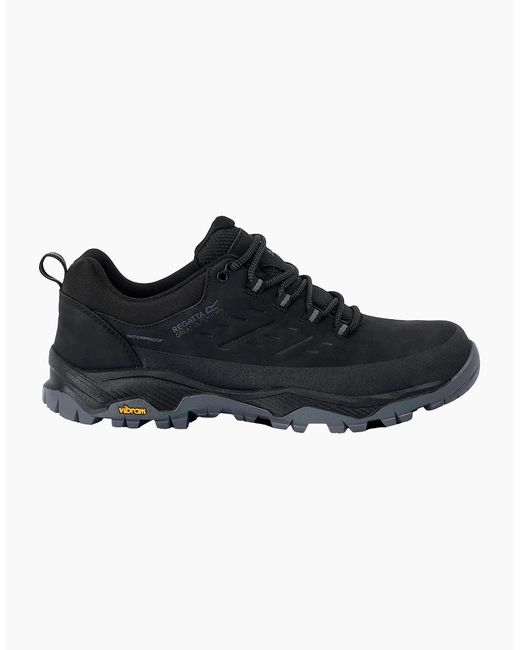 Regatta Black Blake Low Walking Shoes for men