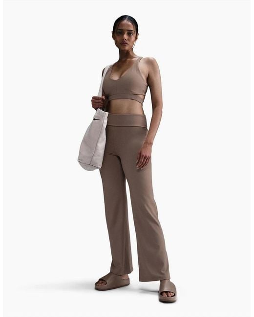 Nike Brown 1 Hour Solid Patterned Flared Athletic Pants
