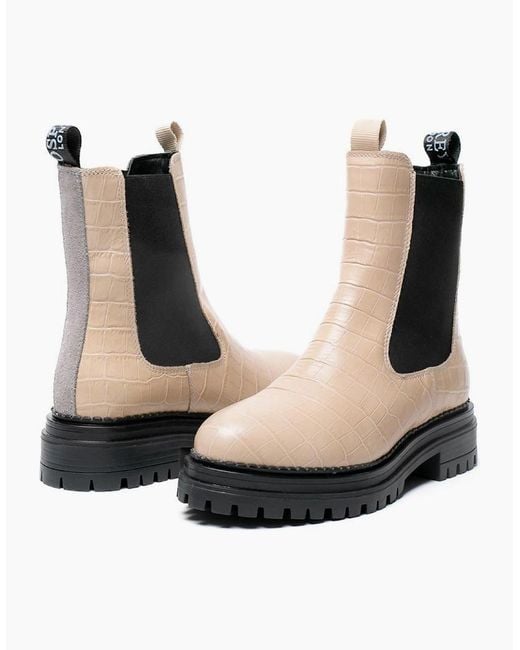 Osprey White London The Huckleberry Leather Cream Boots