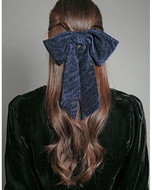 Nooki Design Blue Crinkle Velvet Bow