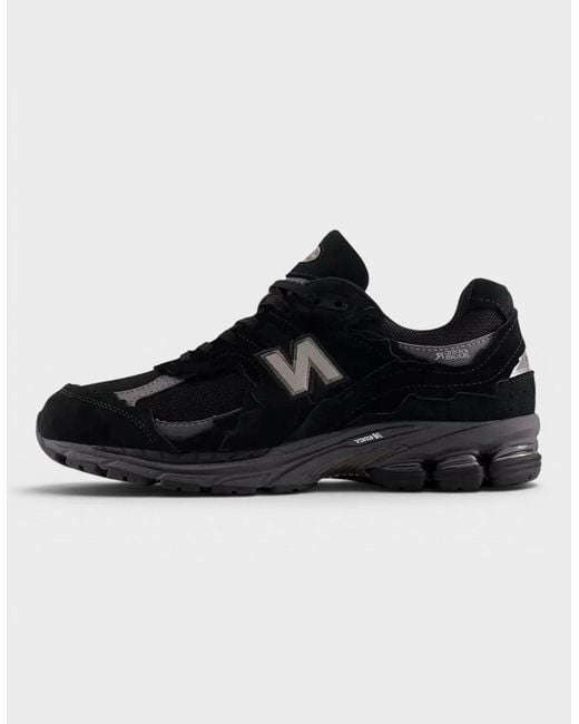 New Balance Black 2002R Gore-Tex Protection Pack Magnet