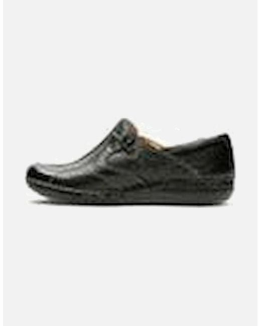 Clarks Black Un Loop Leather