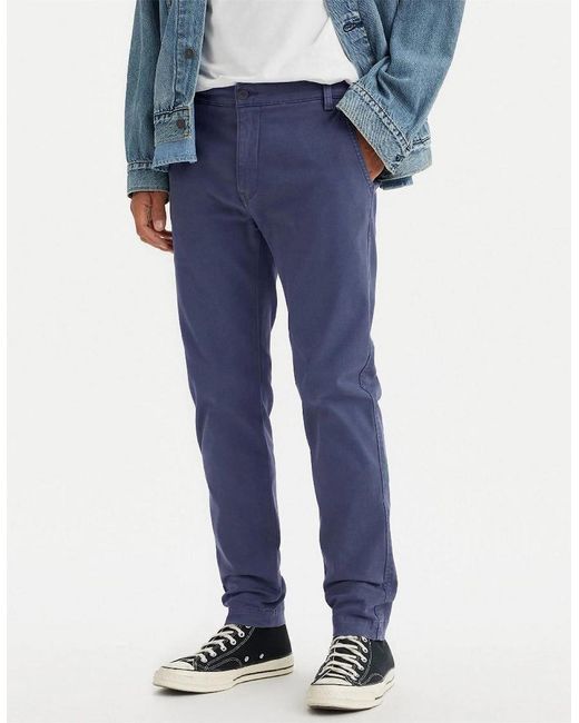 Levi's Blue Levi's Solid Patterned Slim Chinos With Slant Pockets for men