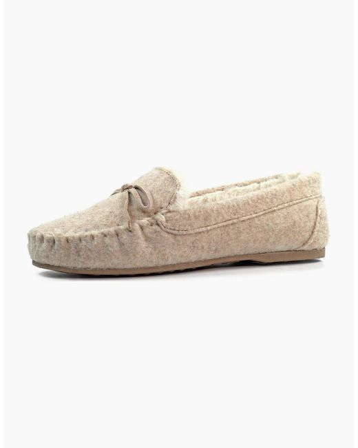 Lunar White Cherish Slippers