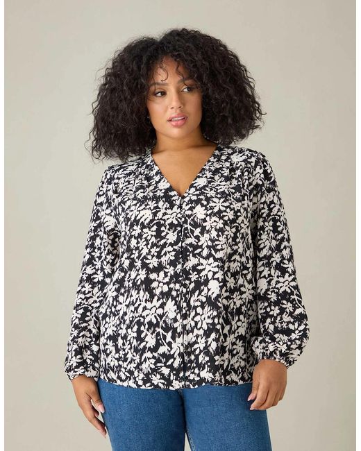 Live Unlimited London Blue Mono Floral V-Neck Button Blouse