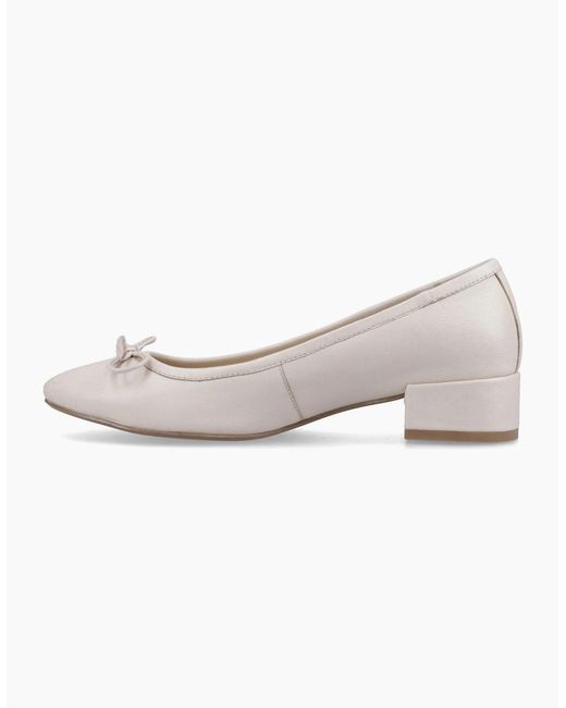 Hush Puppies White Silvia Low Heel Sandal Leather Ivory Sandals