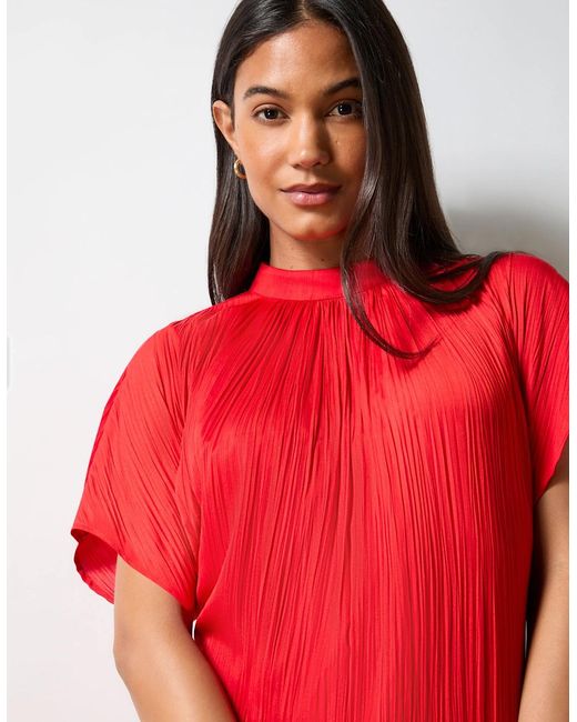Ro&zo Red Petite High Neck Plisse Dress