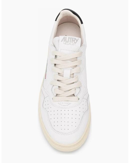 Autry White Medalist Low Ll22 Sneakers for men
