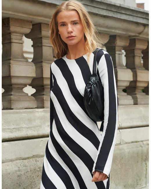 Ro&zo White Clara Mono Stripe Print Bias Cut Maxi Dress