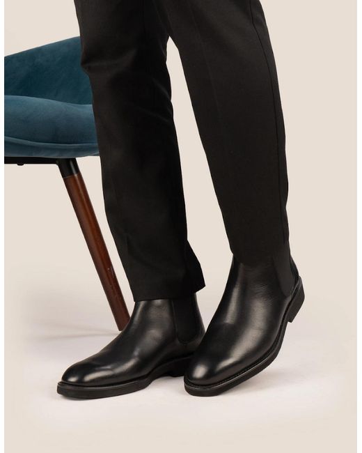 Oswin Hyde Black Michael for men