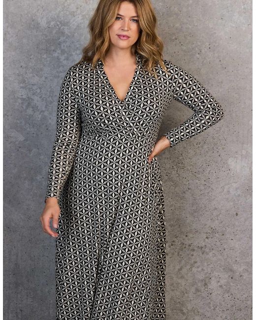 Live Unlimited London Gray Petite Geo Print Collar Wrap Jersey Dress