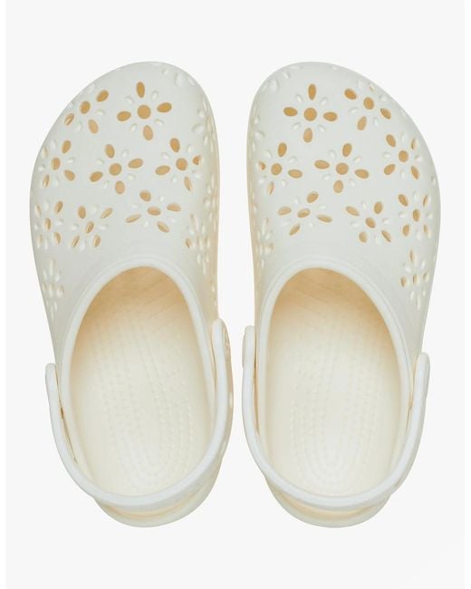 CROCSTM White 210927 Classic Floral Cut Out Clogs Chalk