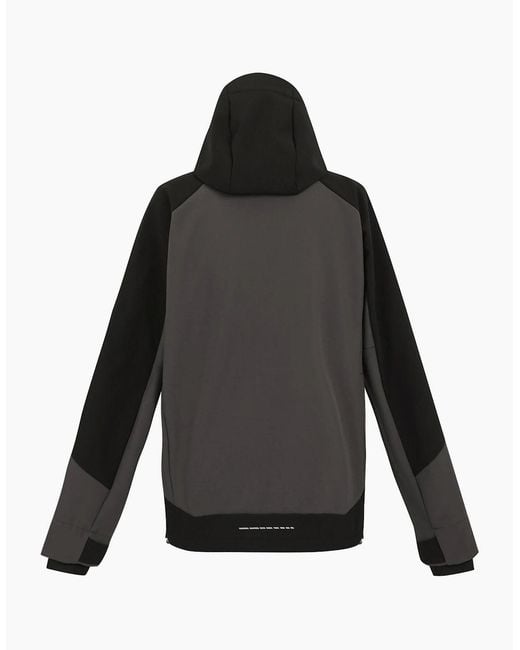 Regatta Black Professional Stretch 3 Layer Soft Shell Jacket for men