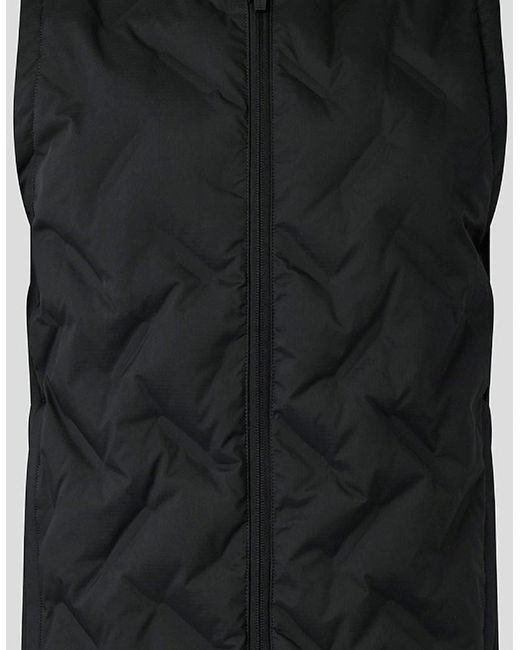 Castore Black Hybrid Gilets for men