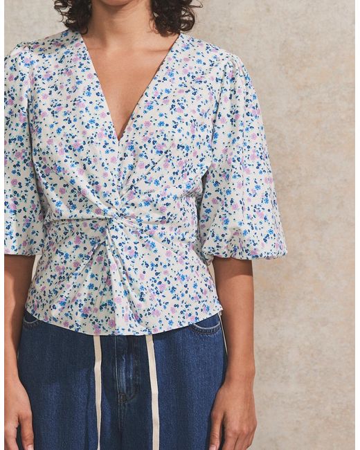 Ro&zo Blue Ivory Ditsy-Print Twist-Front Blouse
