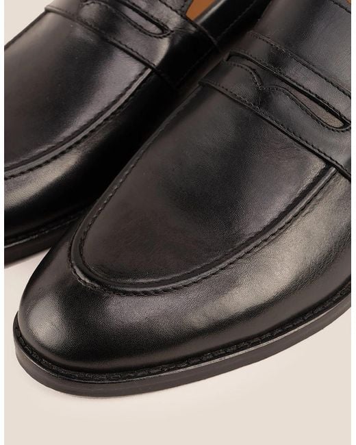 Oswin Hyde Black Wyatt for men