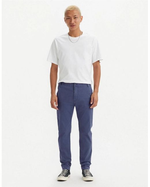 Levi's Blue Levi's Solid Patterned Slim Chinos With Slant Pockets for men
