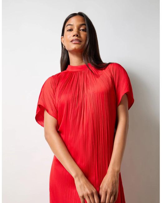 Ro&zo Red Petite High Neck Plisse Dress
