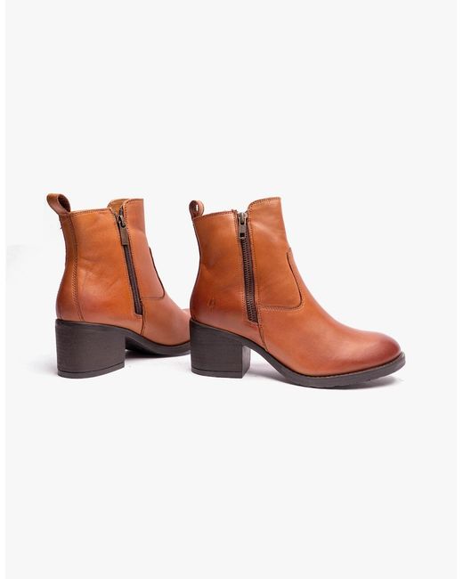 Hush Puppies White Helena Ankle Boots Tan