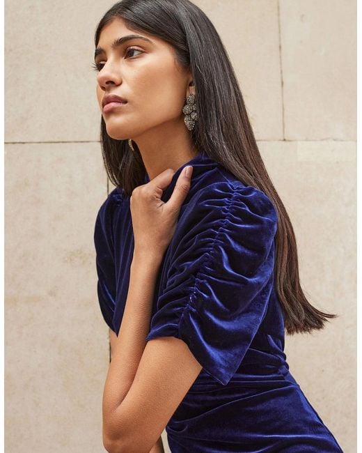 Ro&zo Blue Petite Harriet Velvet Puff Sleeve Dress
