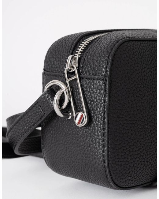 Tommy Hilfiger Black Th Emblem Camera Bag