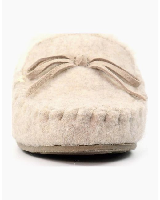 Lunar White Cherish Slippers