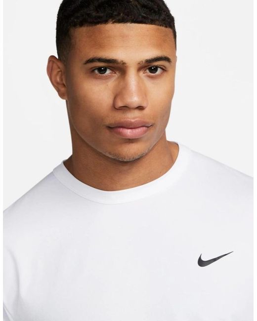 Nike White Hyverse Dri-Fit Uv Fitness Sportswear T Shirt for men