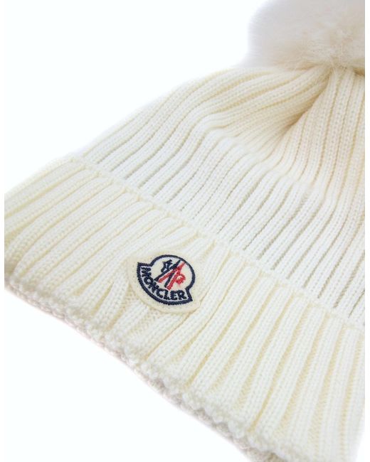 Moncler White Berretto Pom Pom Wool Hat 034
