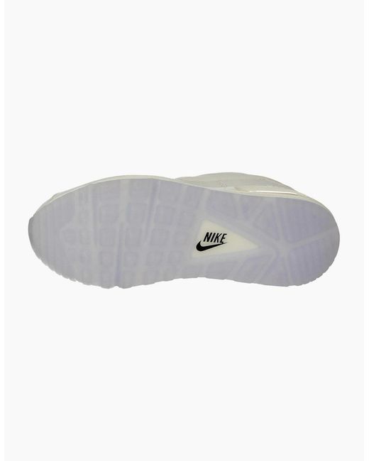 Nike Air Max White Command Trainers 629993 112 for men