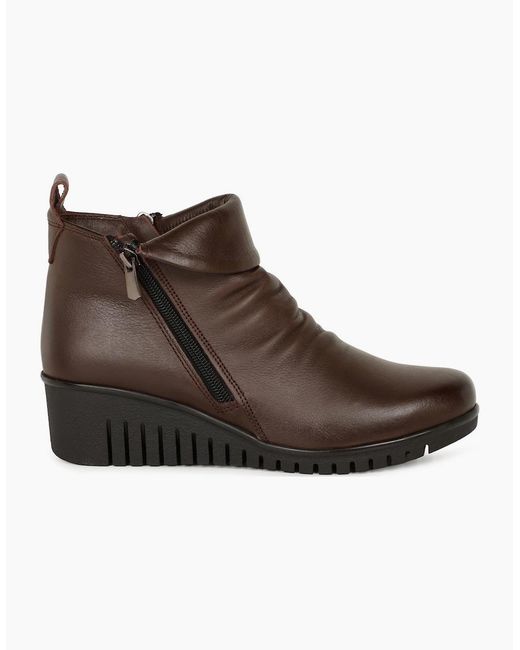 Lotus Brown Cordelia Ankle Boots