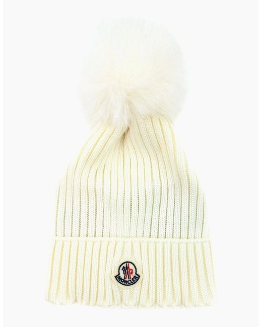 Moncler White Berretto Pom Pom Wool Hat 034