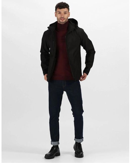 Regatta Black Venturer Three Layer Soft Shell Jacket for men