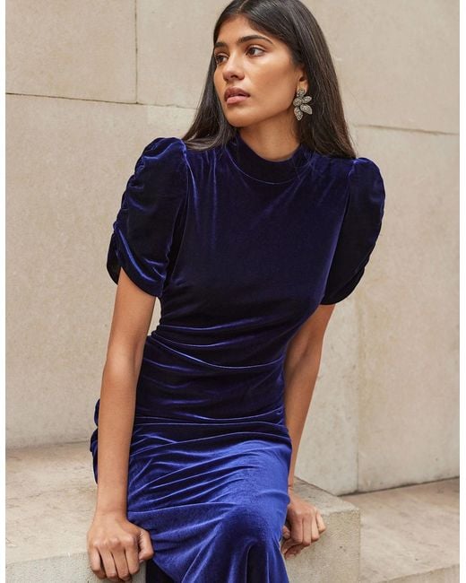 Ro&zo Blue Petite Harriet Velvet Puff Sleeve Dress