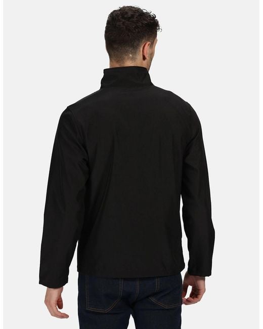 Regatta Black Professional Lightweight Soft Shell Jacket for men