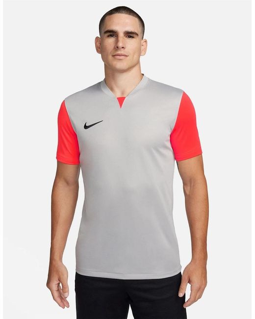Nike Red V-Neck Short Sleeve Slim Fit Jersey T-Shirt for men