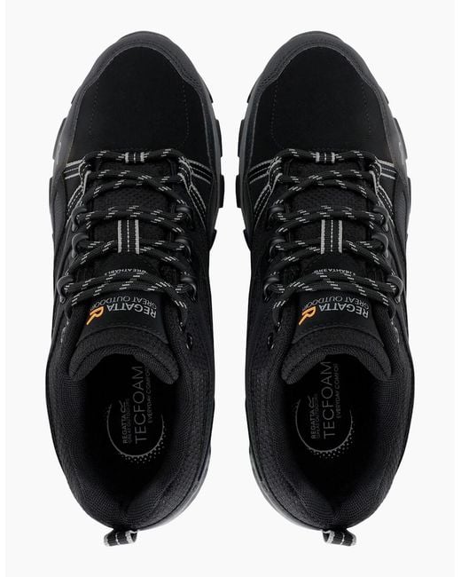 Regatta Black Holcombe 3 Low Walking Boots for men