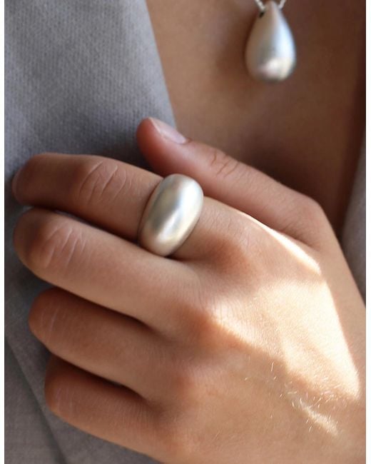 Tutti & Co White Hush Ring