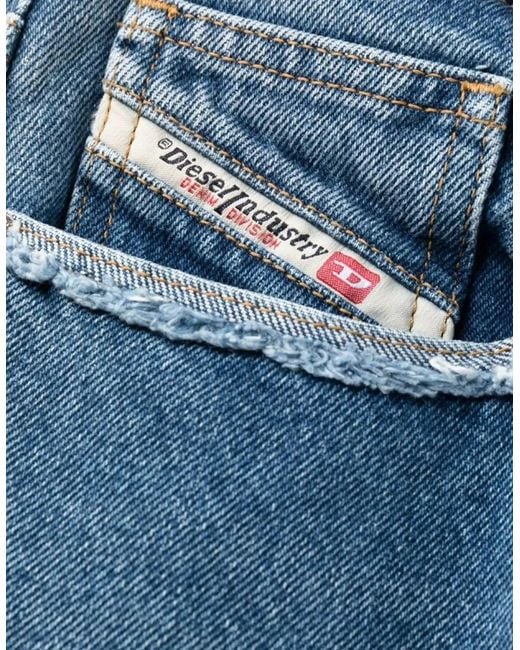 DIESEL Blue D-Ark 007F3 Denim Jeans Relaxed Fit Mid Waist Straight Leg Pants