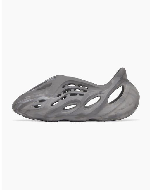 Yeezy Gray Foam Runners Sneakers for men