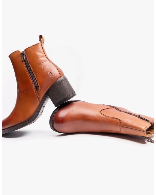 Hush Puppies White Helena Ankle Boots Tan
