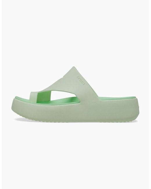 CROCSTM Green Getaway Platform Toe Loop Sandals