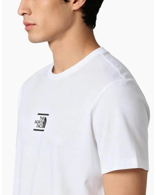 The North Face White T Shirt Centre Logo Crew Neck Short Sleeve Cotton Summer Tee for men