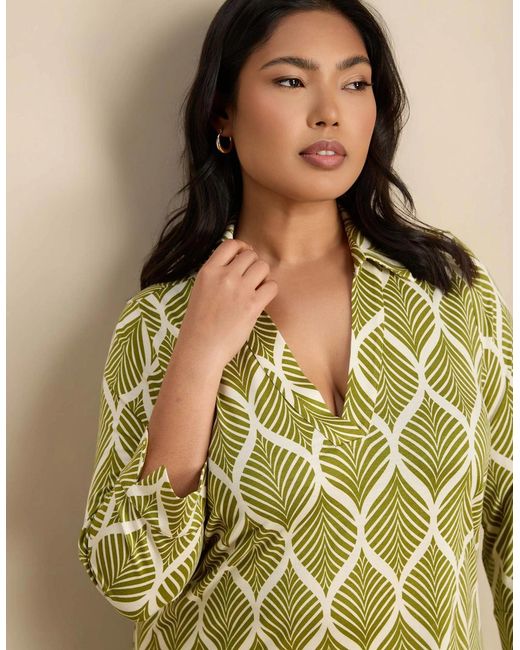 Live Unlimited London Green Chartreuse Print 3/4 Sleeve Collared V-Neck Jersey Top