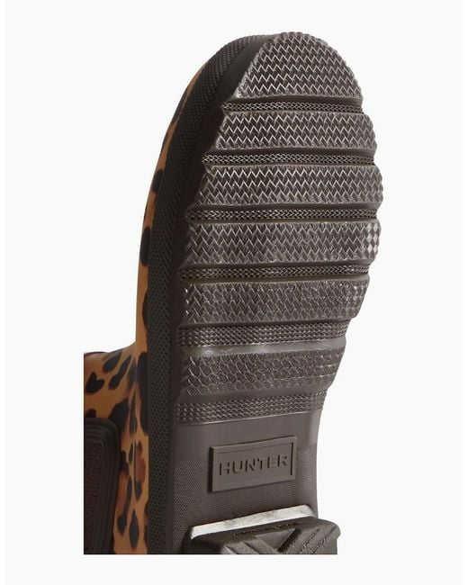 Hunter Brown Original Chelsea Leopard Print Boot Rubber Leopard Print/Chocolate Wellington Boots