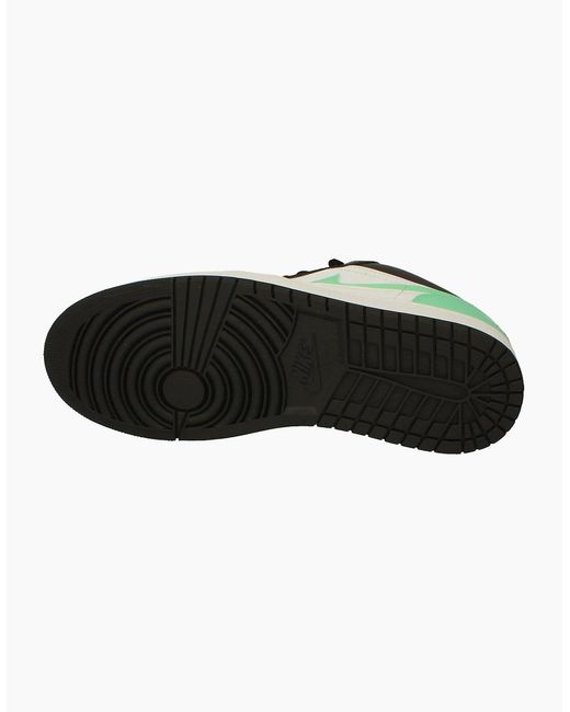 Nike White Air Jordan 1 Low Trainers 553558 131 for men