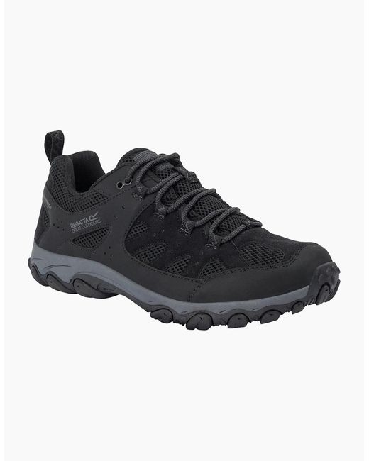 Regatta Black Edgepoint Iv Low Walking Shoes for men