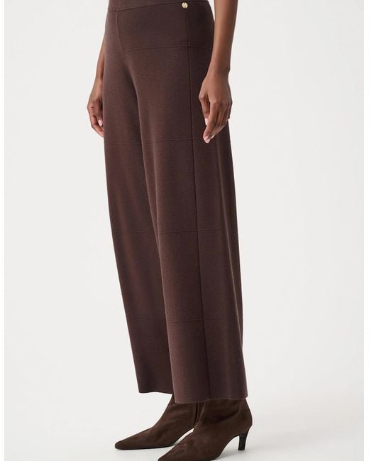 Joseph Ribkoff Red Brushed Viscose Culotte Pants