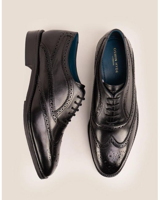 Oswin Hyde Black Stokes for men