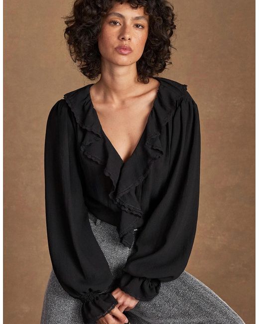 Ro&zo Black Ruffle-Front Blouse